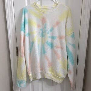 Brand new without tags women’s sweatshirt size extra large.